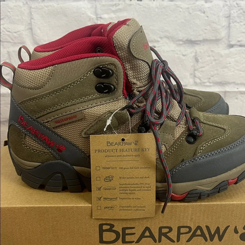 Bearpaw women’s NEW Corsica women’s waterproof hiking Gorpcore boots READ